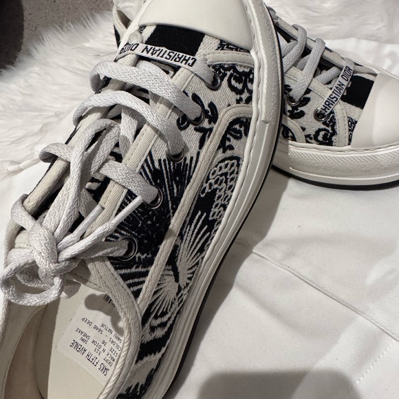 Embroidered Cotton Platform Sneakers NEW - Picture 2 of 6